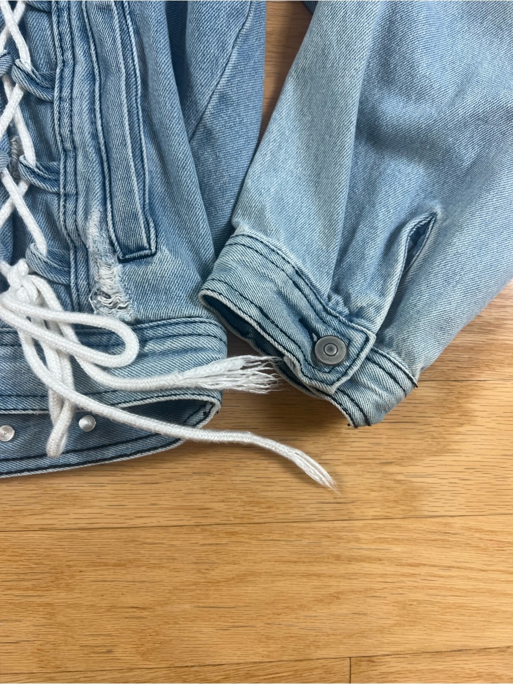 O&O Denimwear Corset Tie Light Wash Distressed Denim Jacket Size M - Picture 5 of 16